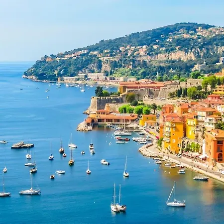 Апартаменты Escape To The French Riviera