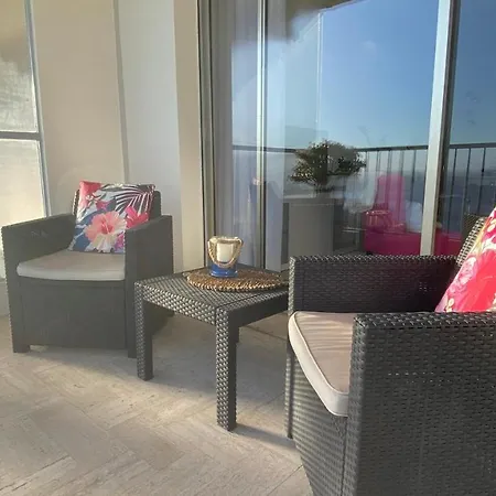 Escape To The French Riviera Вильфранш-сюр-Мер